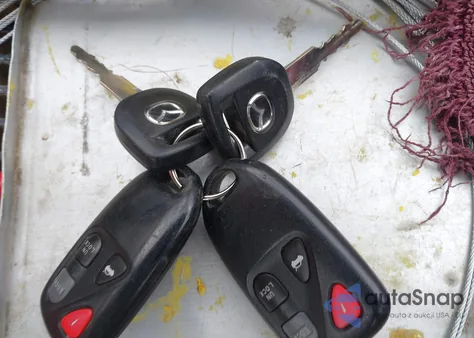 2004 Mazda Mx-5 Miata Ls из США, поврежденный, VIN JM1NB353840403704